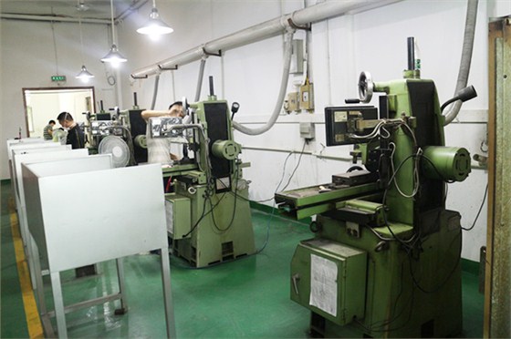 Hongyi factory equipment