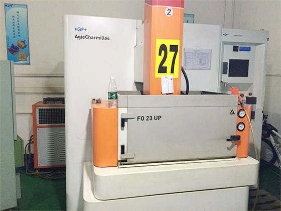 Hongyi factory equipment