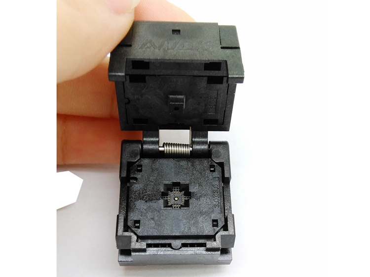 QFN16 MLF16 Burn in Socket IC Test Socket IC550-0164-005-G Pitch 0.5mm Chip Size 3*3 Flash Adapter Clamshell Programming Socket