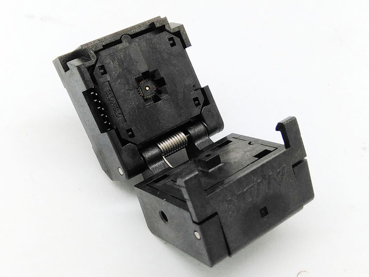 QFN16 MLF16 Burn in Socket IC Test Socket IC550-0164-005-G Pitch 0.5mm Chip Size 3*3 Flash Adapter Clamshell Programming Socket